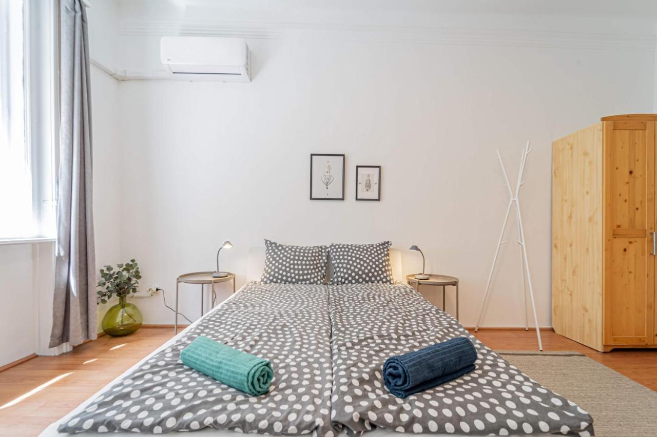 Central&Cozy Balcony!3Bdr 2Bth Budapest Eksteriør billede